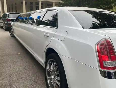 Luxury Limousine - Limo Service Rancho Cucamonga